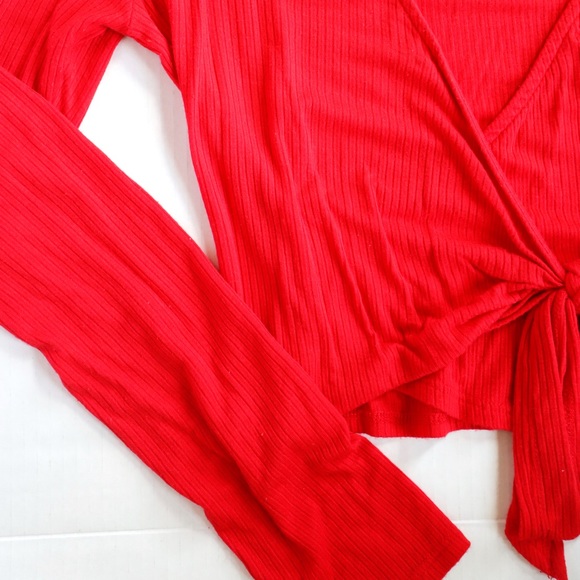 Wild Fable Red V-Neck Long Sleeve Top - Picture 5 of 7